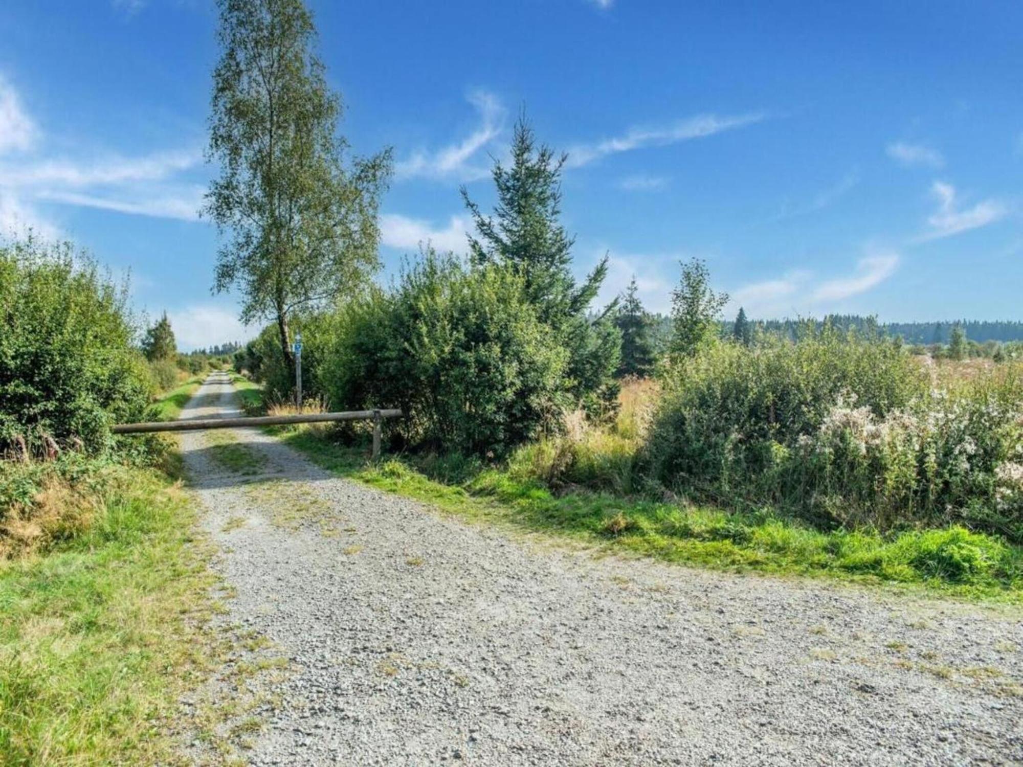 Cozy Cottage In Malmedy With Large Garden Bagian luar foto
