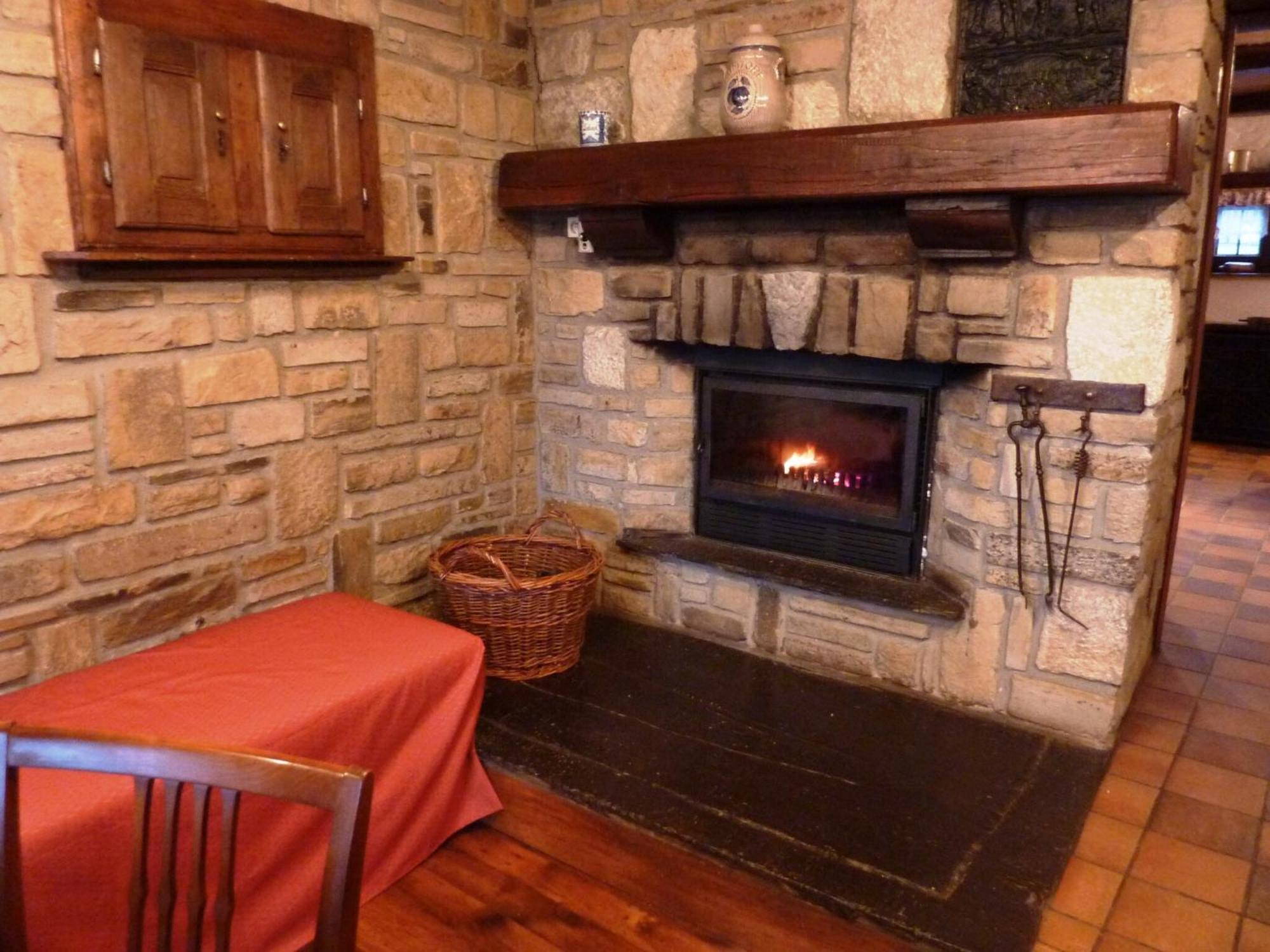 Cozy Cottage In Malmedy With Large Garden Bagian luar foto