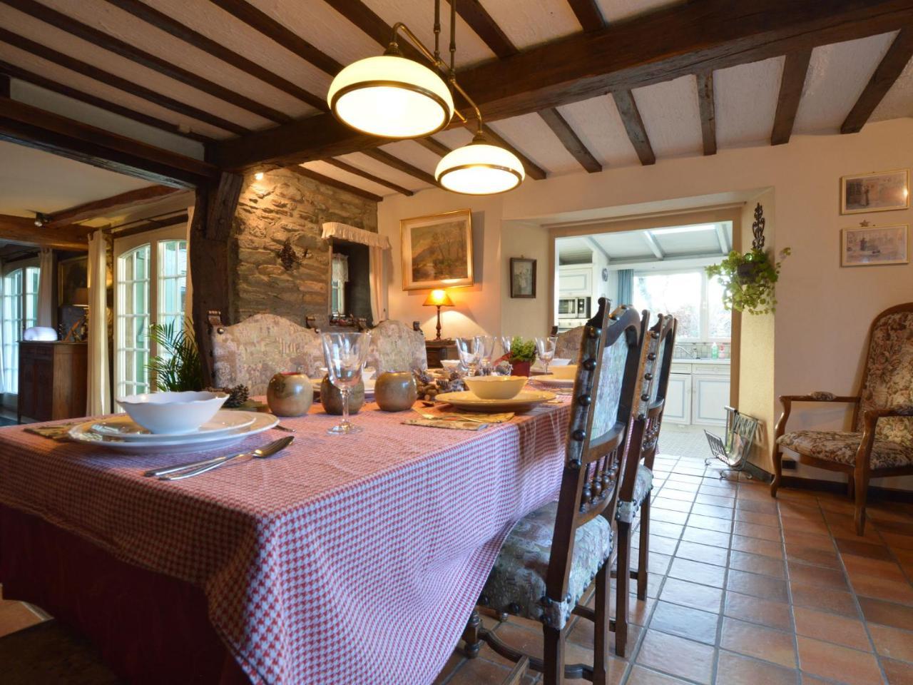 Cozy Cottage In Malmedy With Large Garden Bagian luar foto