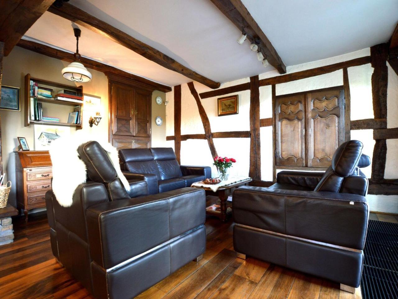 Cozy Cottage In Malmedy With Large Garden Bagian luar foto